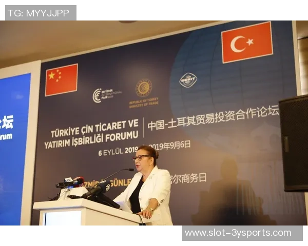 王巍在足球领域的崛起与成就探讨及其对中国足球的影响分析